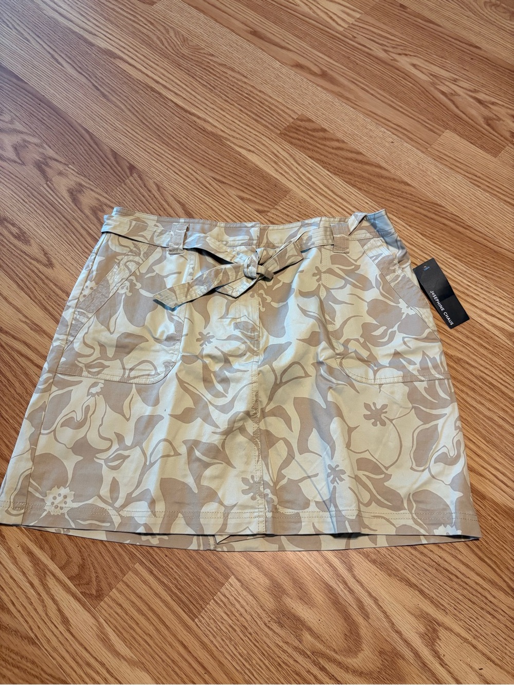 Women’s Floral Print Neutral Tie-Waist Skirt